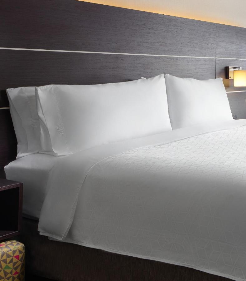 Holiday Inn Express Hotel & Suites Belmont By Ihg Luaran gambar