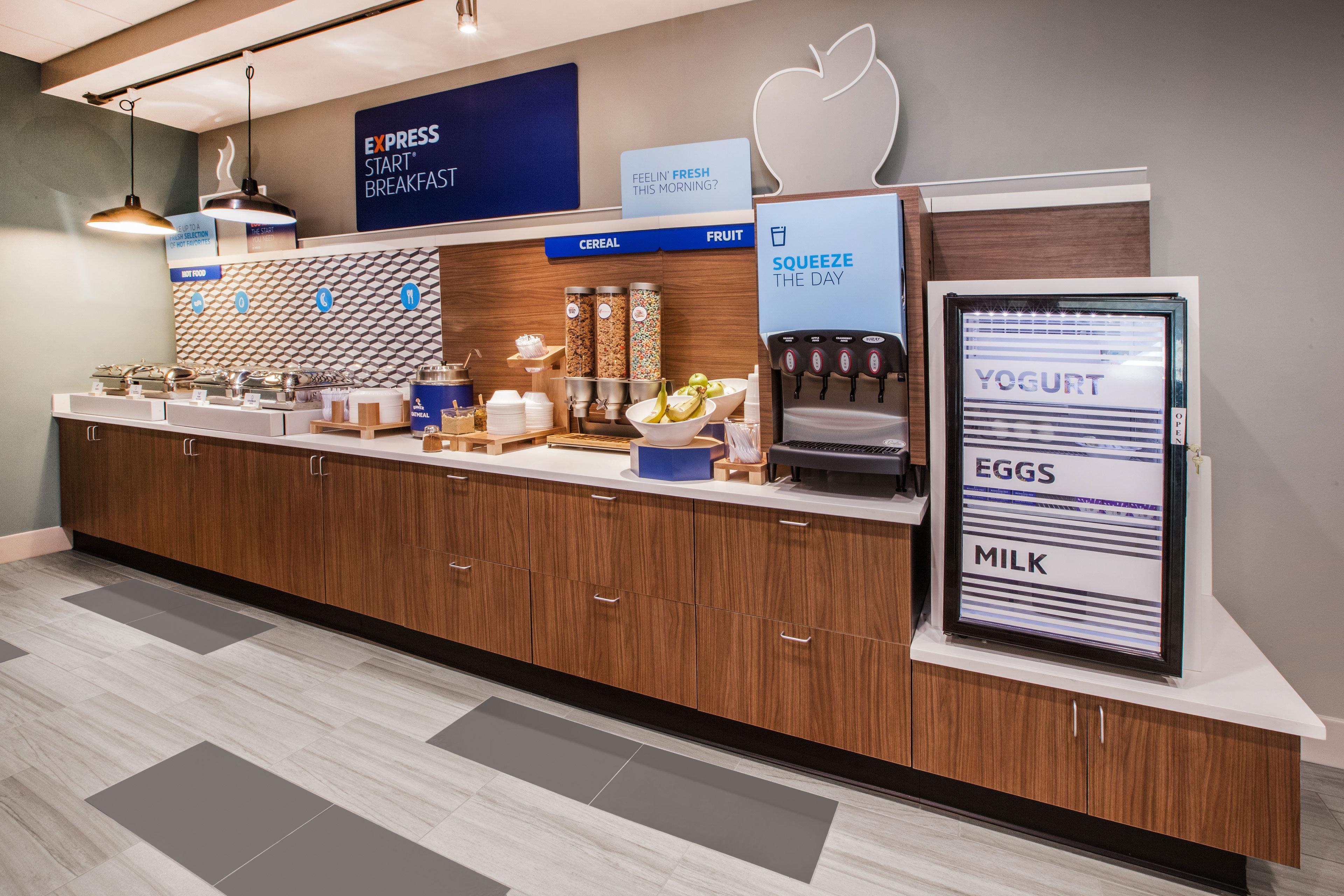 Holiday Inn Express Hotel & Suites Belmont By Ihg Luaran gambar