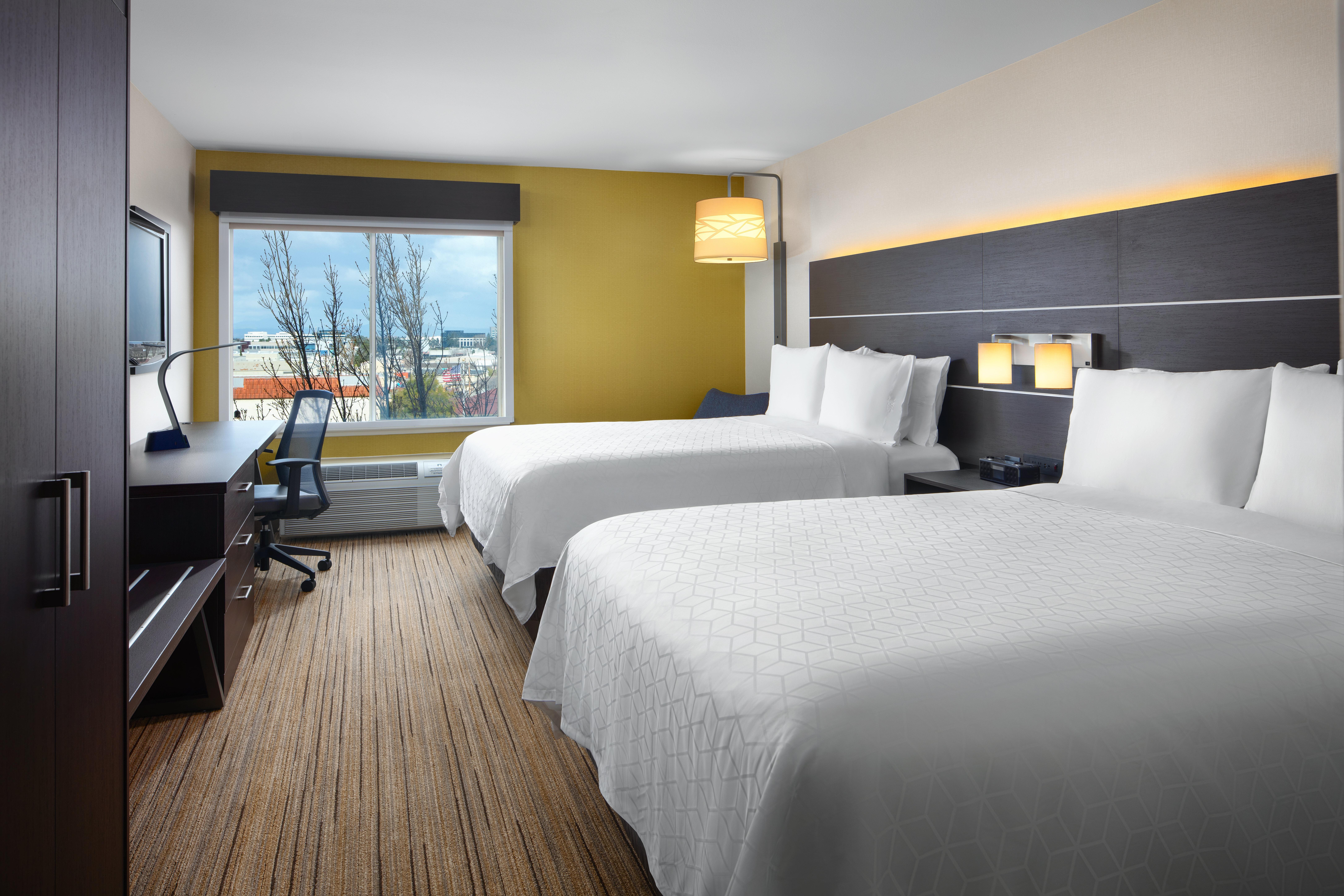 Holiday Inn Express Hotel & Suites Belmont By Ihg Luaran gambar