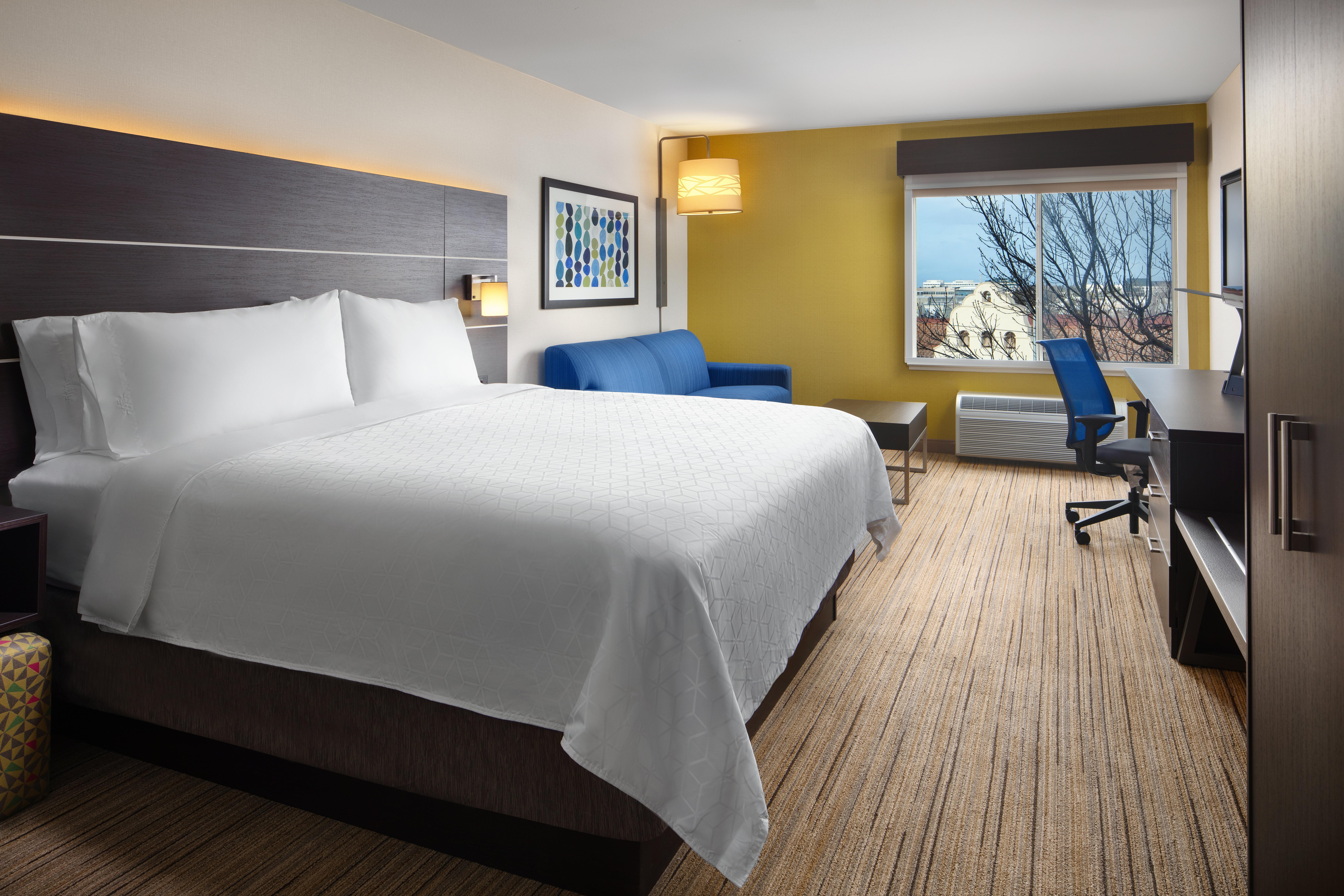 Holiday Inn Express Hotel & Suites Belmont By Ihg Luaran gambar