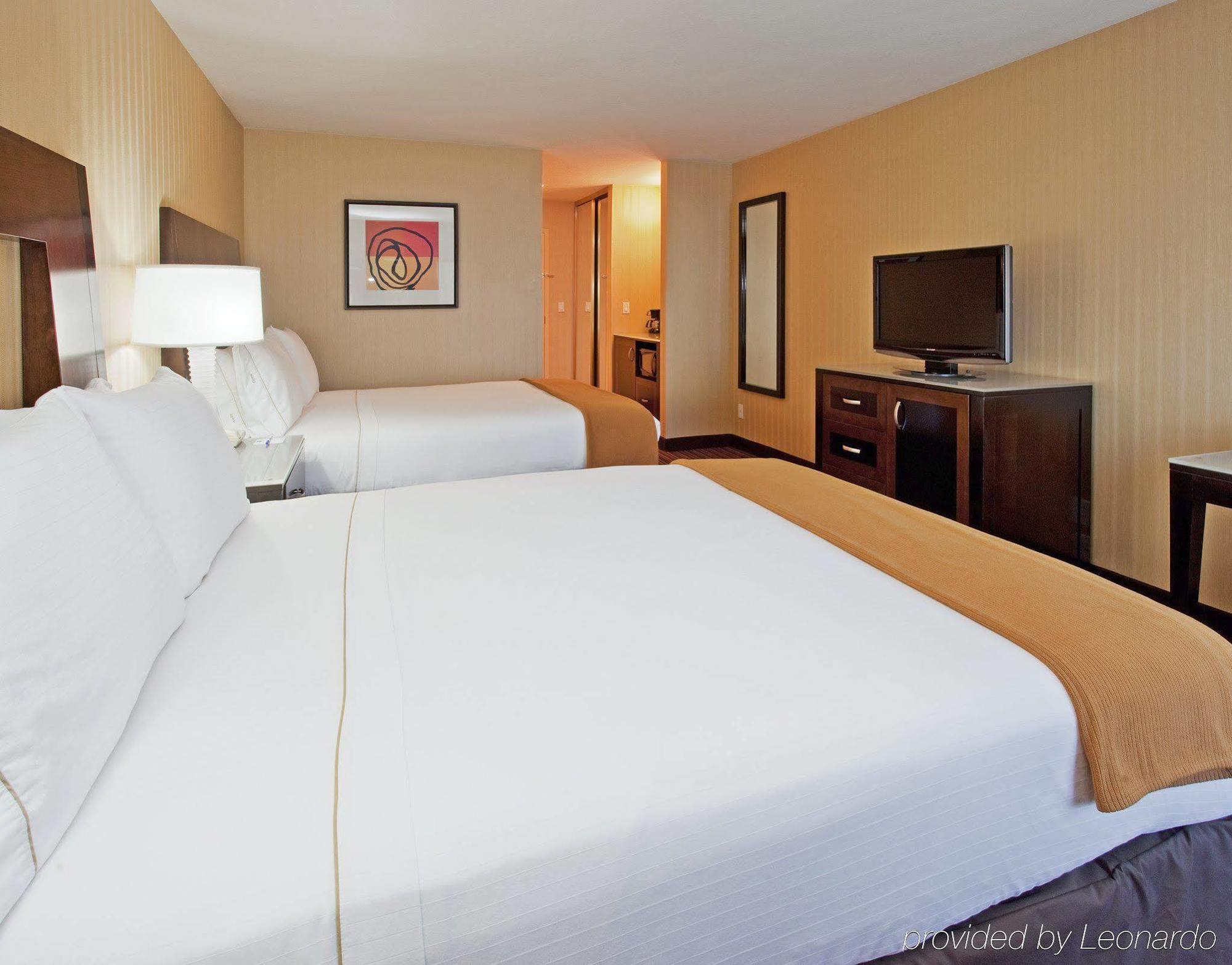 Holiday Inn Express Hotel & Suites Belmont By Ihg Bilik gambar