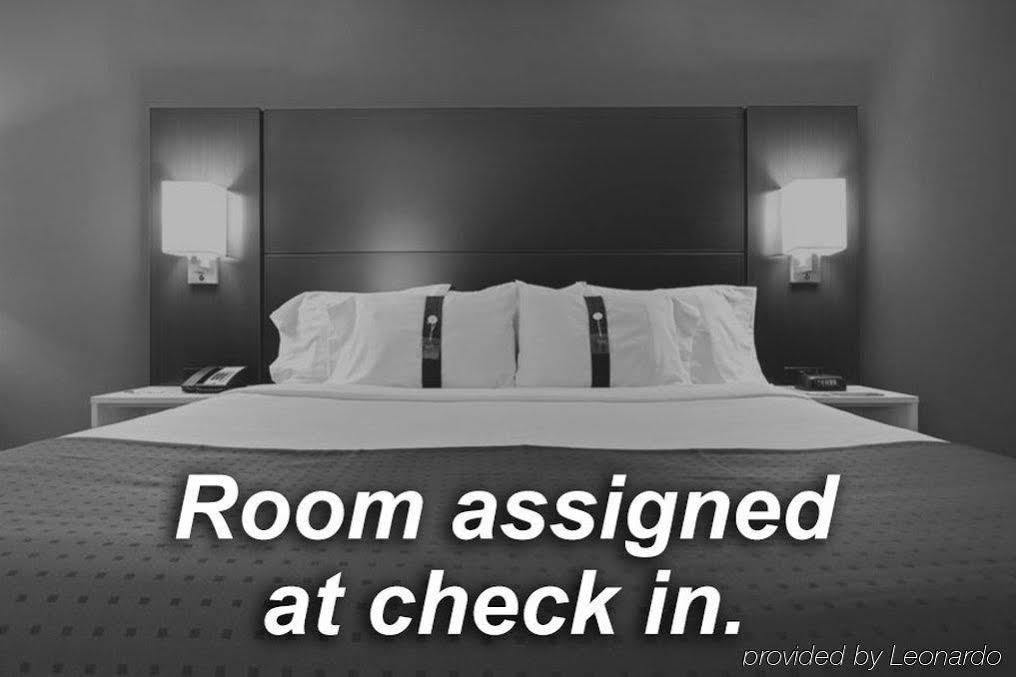 Holiday Inn Express Hotel & Suites Belmont By Ihg Luaran gambar