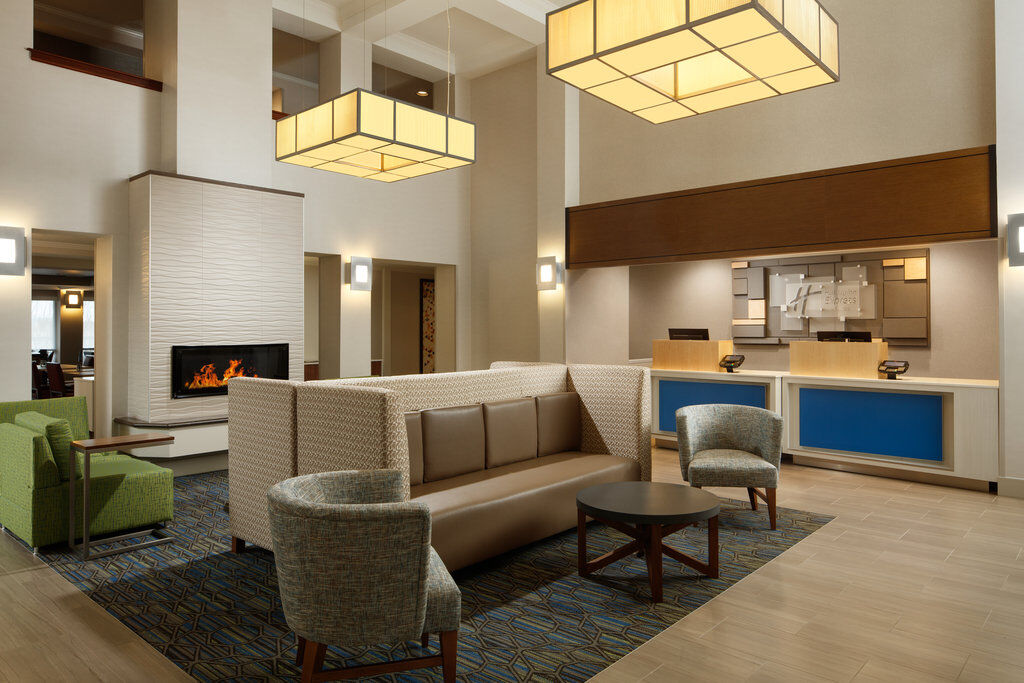 Holiday Inn Express Hotel & Suites Belmont By Ihg Luaran gambar